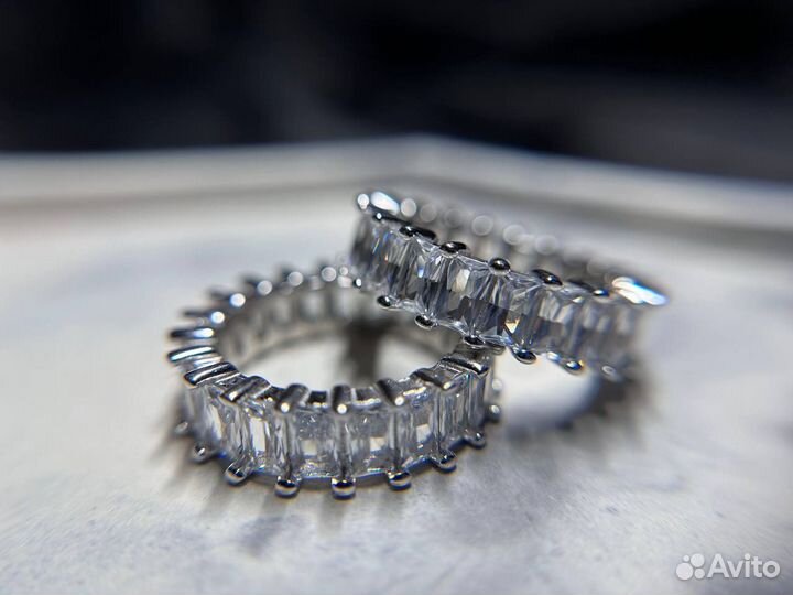 Серебряное кольцо женское 925