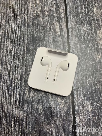 Наушники Apple earpods lightning (новые, оригинал)