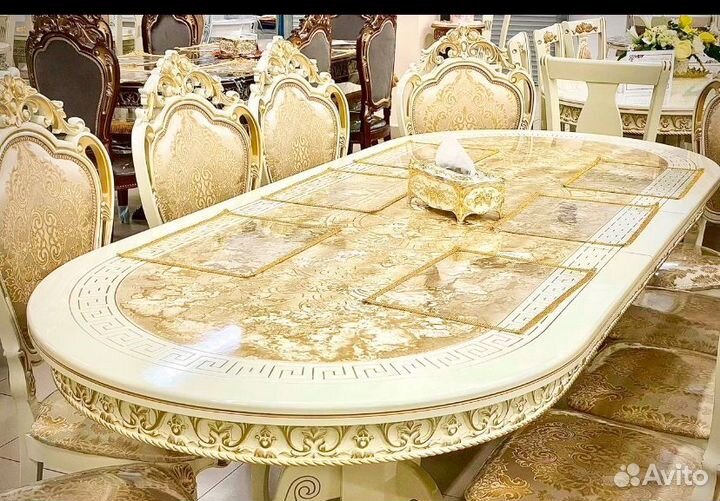 Столы и стулья