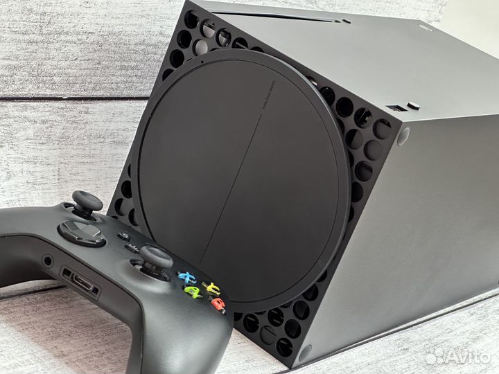 Microsoft Xbox Series X (1Tb SSD) +3м гарантии