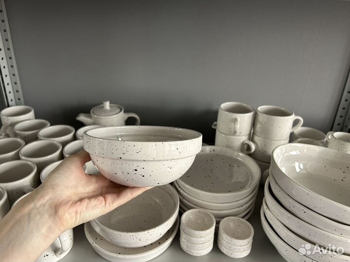 Набор столовой посуды новый