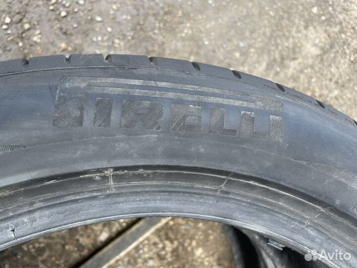 Pirelli P Zero PZ4 235/50 R19 99W