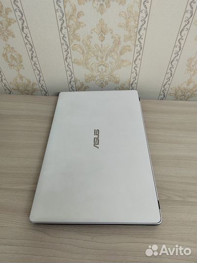 Ноутбук Asus 15.6