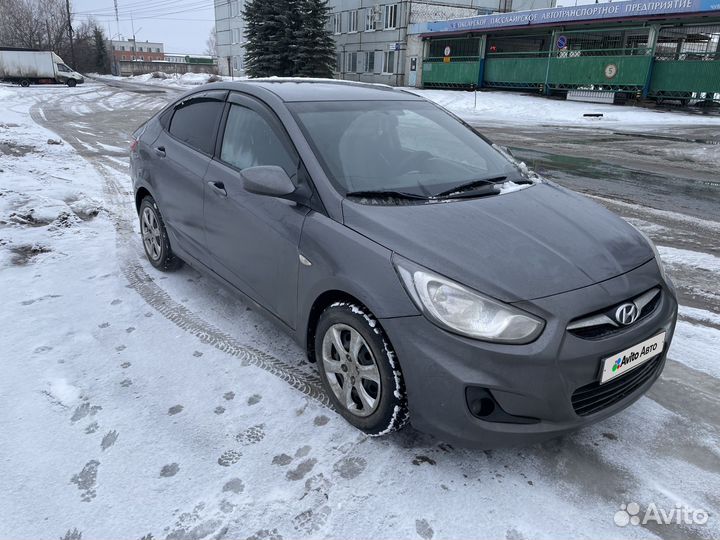 Hyundai Solaris 1.4 AT, 2012, 255 000 км