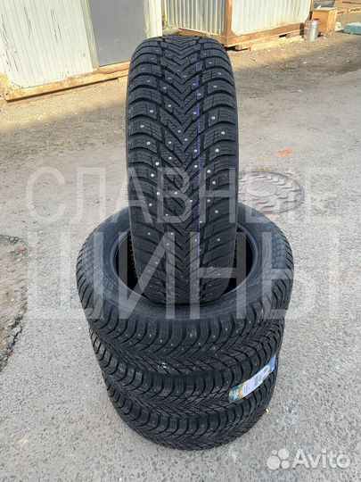 Nokian Tyres Hakkapeliitta 10p SUV 285/40 R22 110T