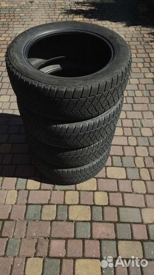 Bridgestone Blizzak DM-V2 245/55 R19 103T