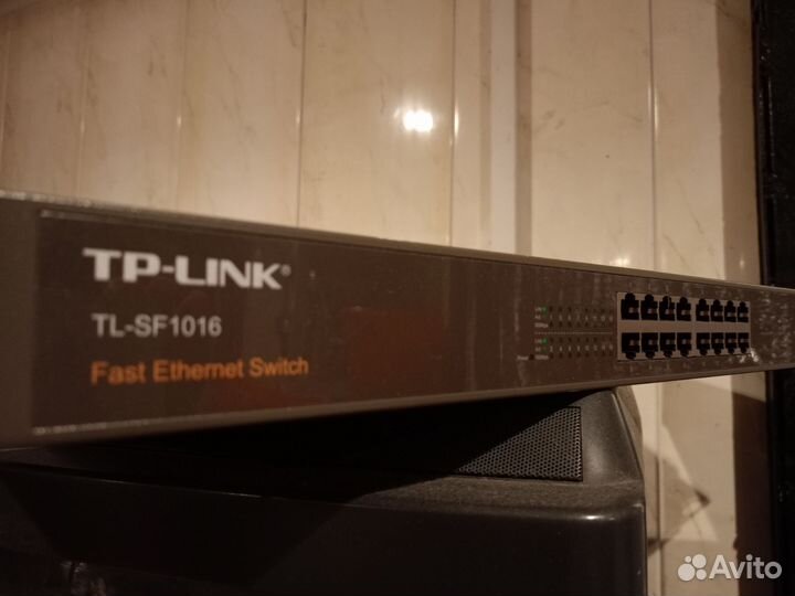 Коммутатор tp link TL-SF1016