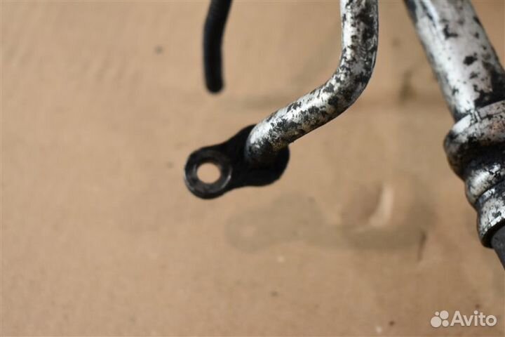 Трубка кондиционера Kia Sportage 2 поколение