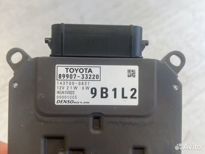 Toyota Camry v70 блок управления фары