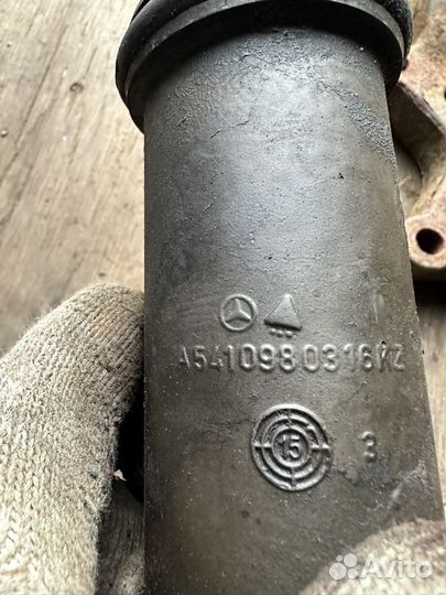 Патрубок Mercedes Actros MP3 5410980316