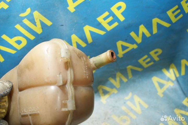 Расширительный бачок Opel omega B