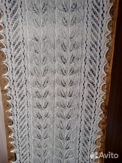 Пуховые шарфы белые