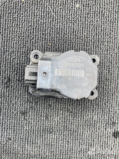 Сервопривод заслонки отопителя Chevrolet Cruze