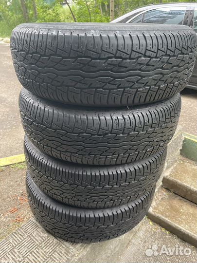 Bridgestone Dueler H/T 687 225/65 R17