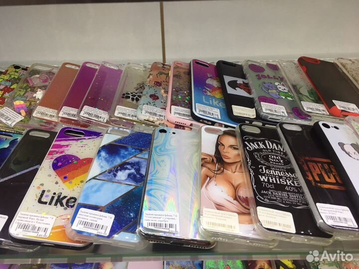 Чехлы на iPhone se 2020