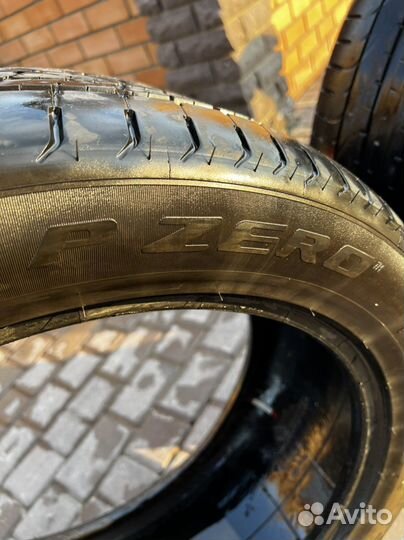 Pirelli P Zero 295/40 R21 Y