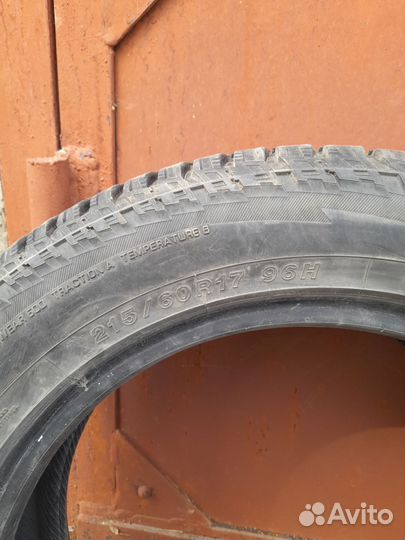 Yokohama GEOLANDAR G015 215/60 R17 96H