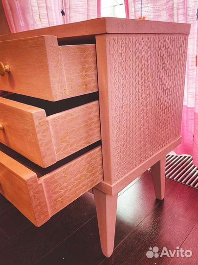 Тумба, тумбочка