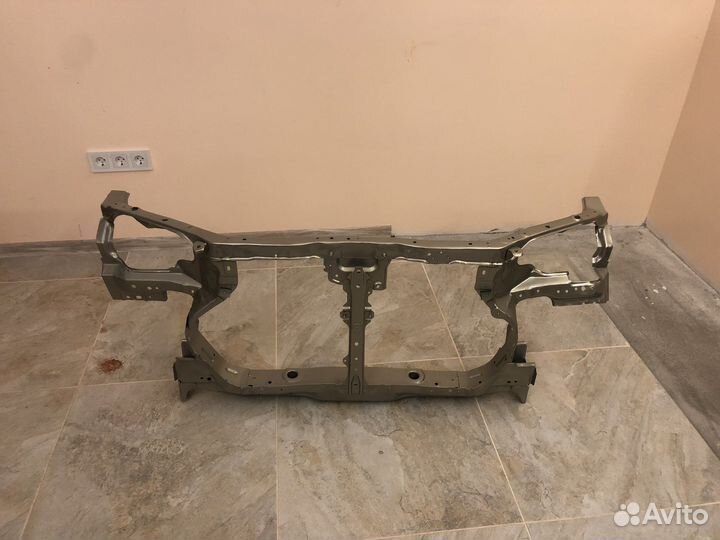 Телевизор новый на Nissan Almera Classic