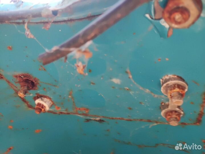 Шарниры капота коляски Иж 1/2