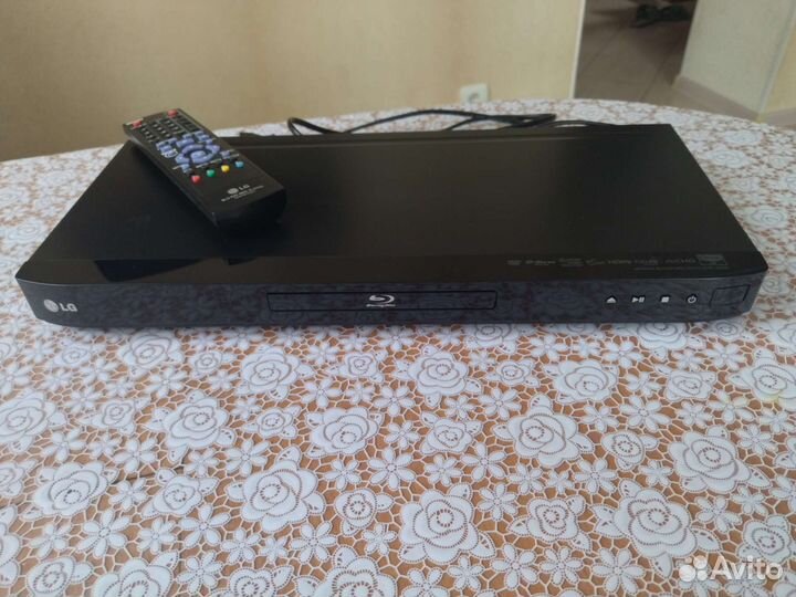 Blu-ray плеер Lg BD-550