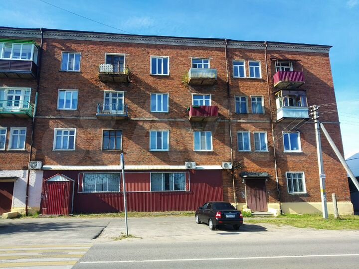 Комната 17 м² в 4-к., 2/4 эт.