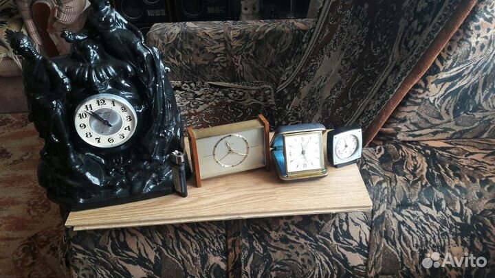 Часы молния настольные