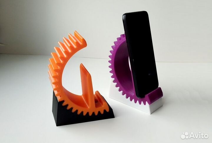 Две подставки под смартфоны