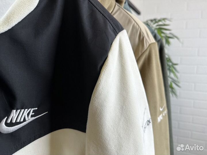 Куртка мужская Nike