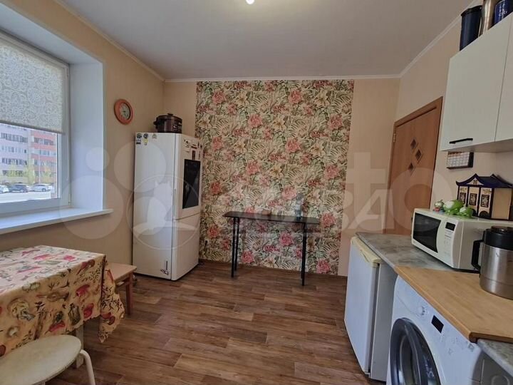 3-к. квартира, 73 м², 2/17 эт.