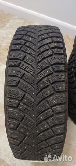 Michelin X-Ice North 4 195/65 R15 95T