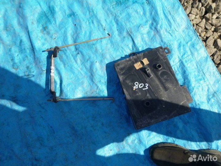 Крепление акб Mitsubishi Outlander CW4W 4B11