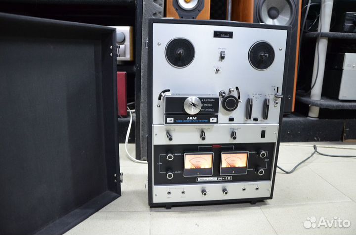 Бобинник Akai M-10 состояние