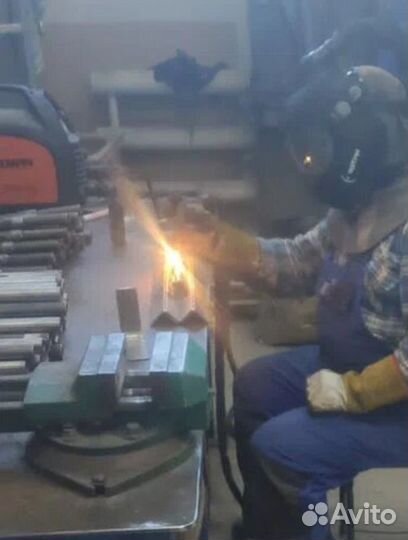 Электрогазосварщик-5разряд