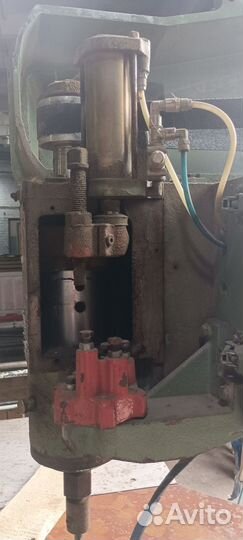 Копировально фрезерный станок по дереву