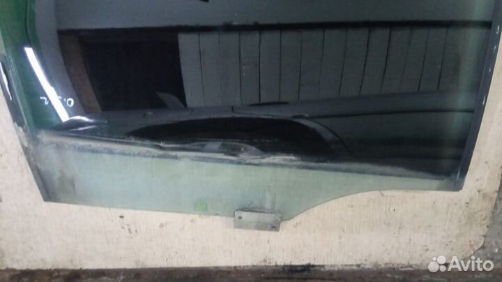 Стекло двери заднее правое левое Opel Omega B