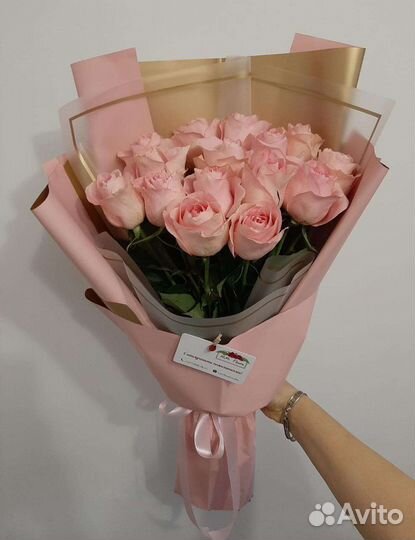 Букет нежных розовых роз