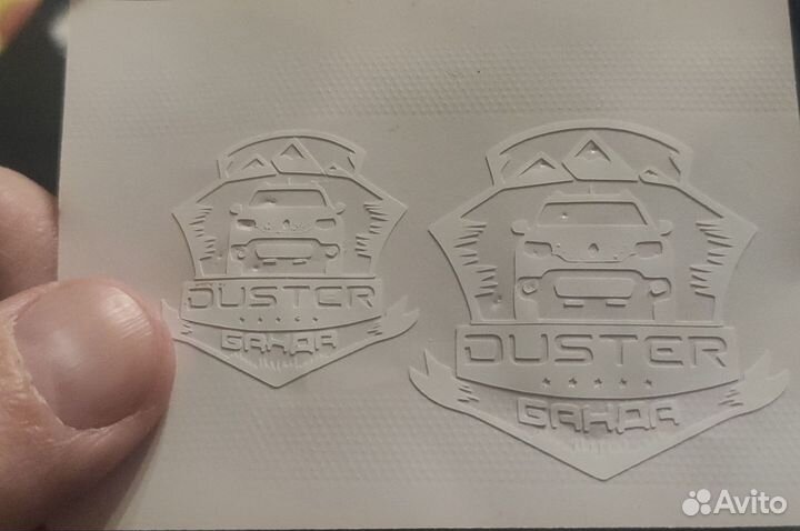 Реклама наклейки на окна