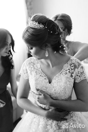 Платье свадебное