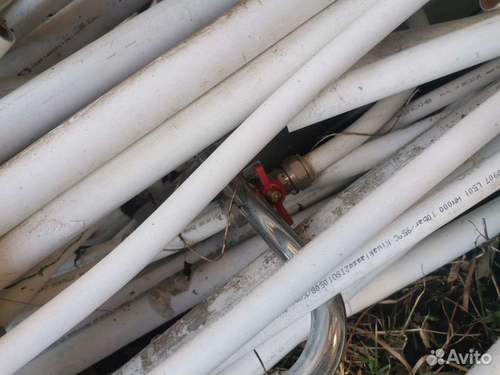 Металлопластиковые трубы, фитинги, тройники, краны