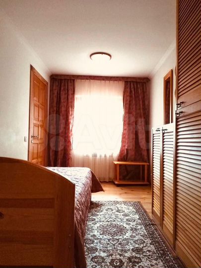 Комната 11 м² в 2-к., 2/3 эт.