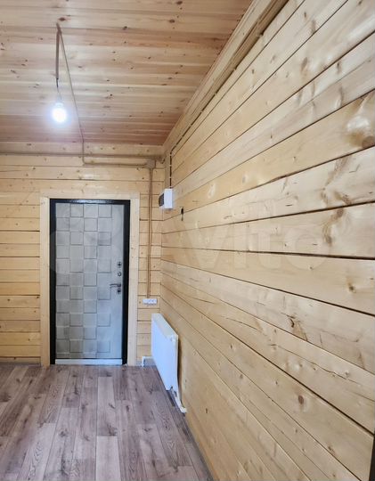 Дом 80 м² на участке 5 сот.