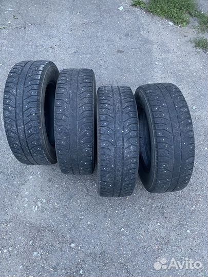 Bridgestone Ice Cruiser 7000 185/70 R14