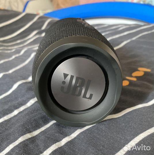 Колонка jbl charge 3