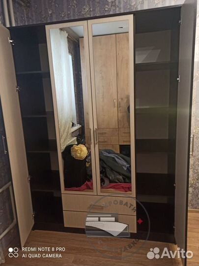 Шкаф распашной