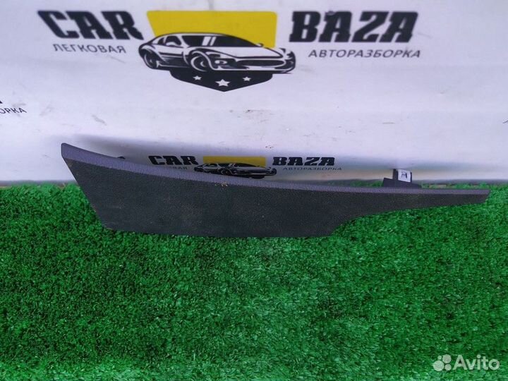 Накладка торпедо левая Ford Mustang