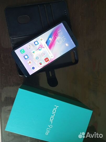 HONOR 9 Lite, 3/32 ГБ