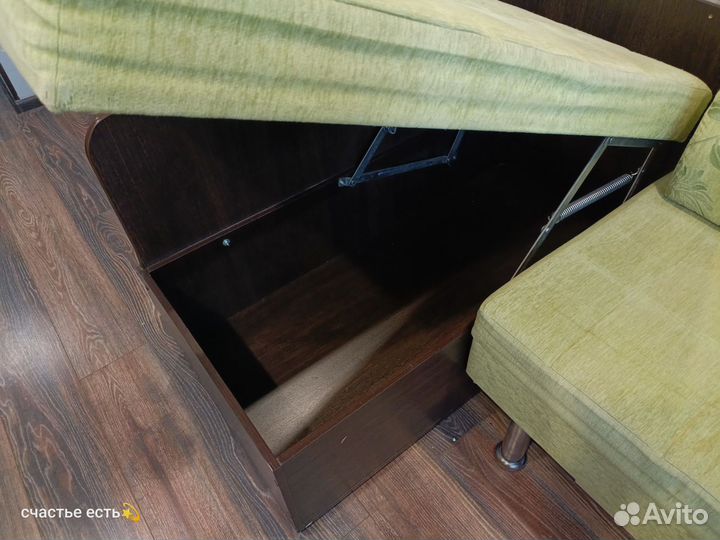 Угловой диван бу