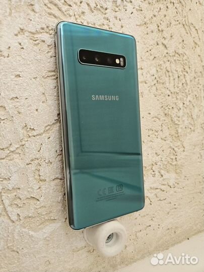 Samsung Galaxy S10+, 8/128 ГБ