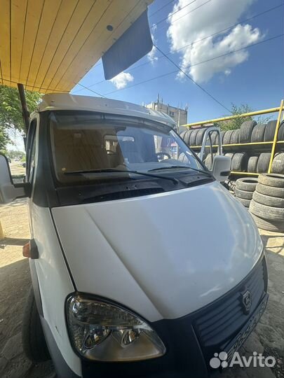 Спойлер на крышу газель